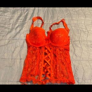 Red Beautiful Victoria’s Secret 34B Corset